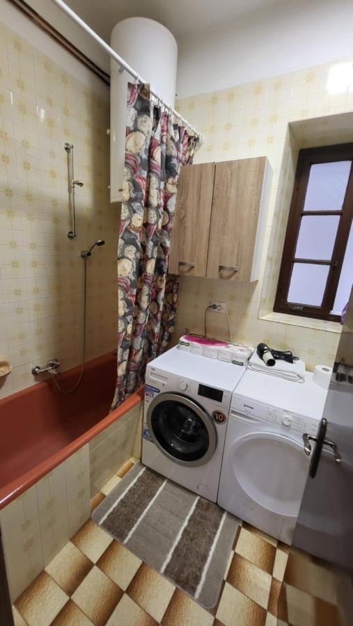 Apartment Capt Seferovic 2 Donji Morinj Exteriér fotografie