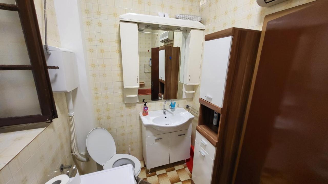 Apartment Capt Seferovic 2 Donji Morinj Exteriér fotografie